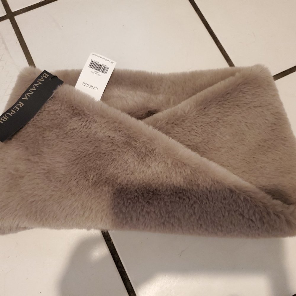 Soft and fuzzy neck warmer